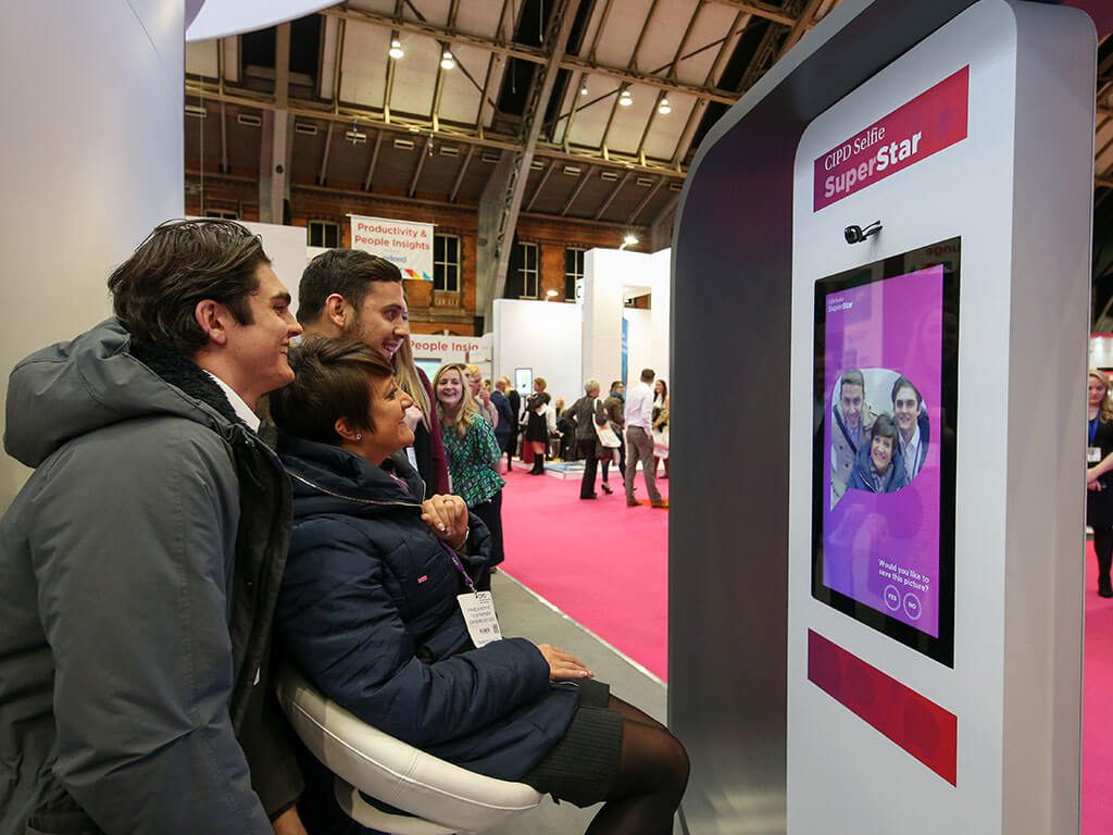 CIPD Bespoke Exhibition Stand selfie engagement